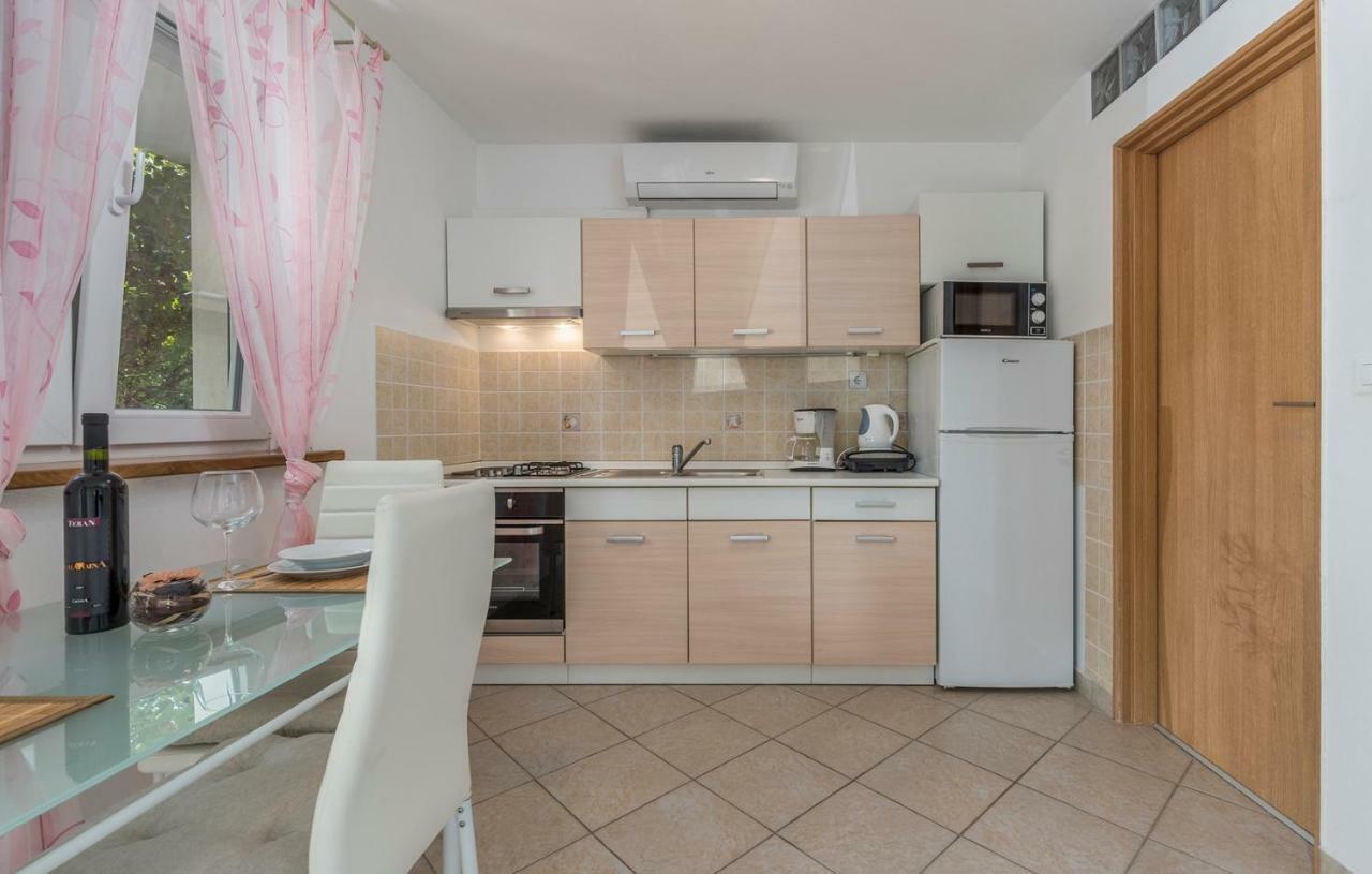 Apartment Antonio Porec Bilik gambar